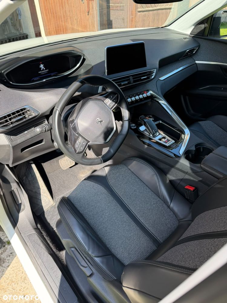 Peugeot 3008 - 5