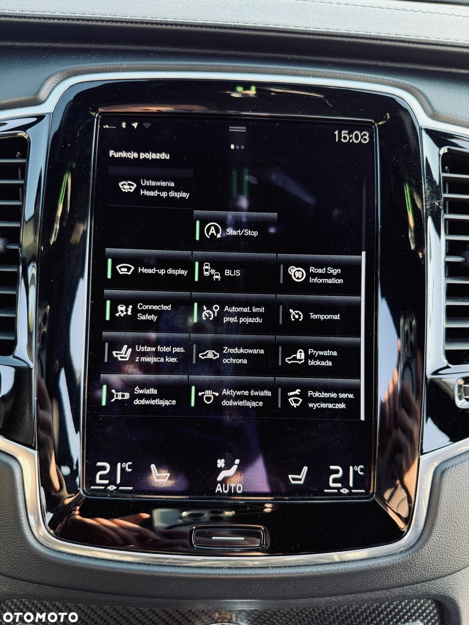 Volvo XC 90 D5 AWD R-Design 7os - 12