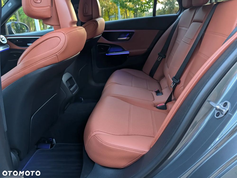 Mercedes-Benz Klasa C 220 d 9G-TRONIC Avantgarde - 6