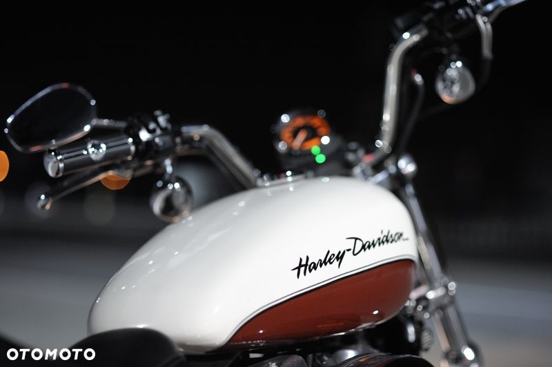 Harley-Davidson Sportster Low 883L - 2