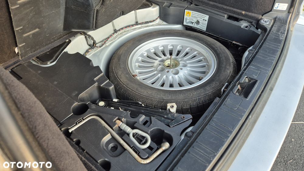 BMW Seria 5 520i - 16