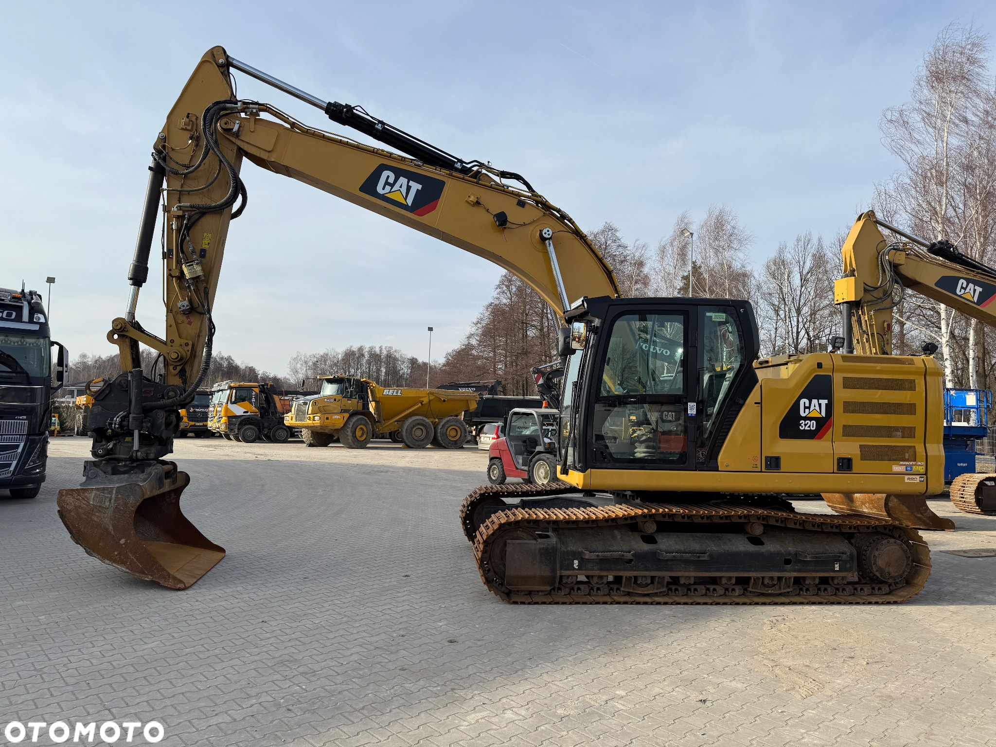 Caterpillar 320 - 4