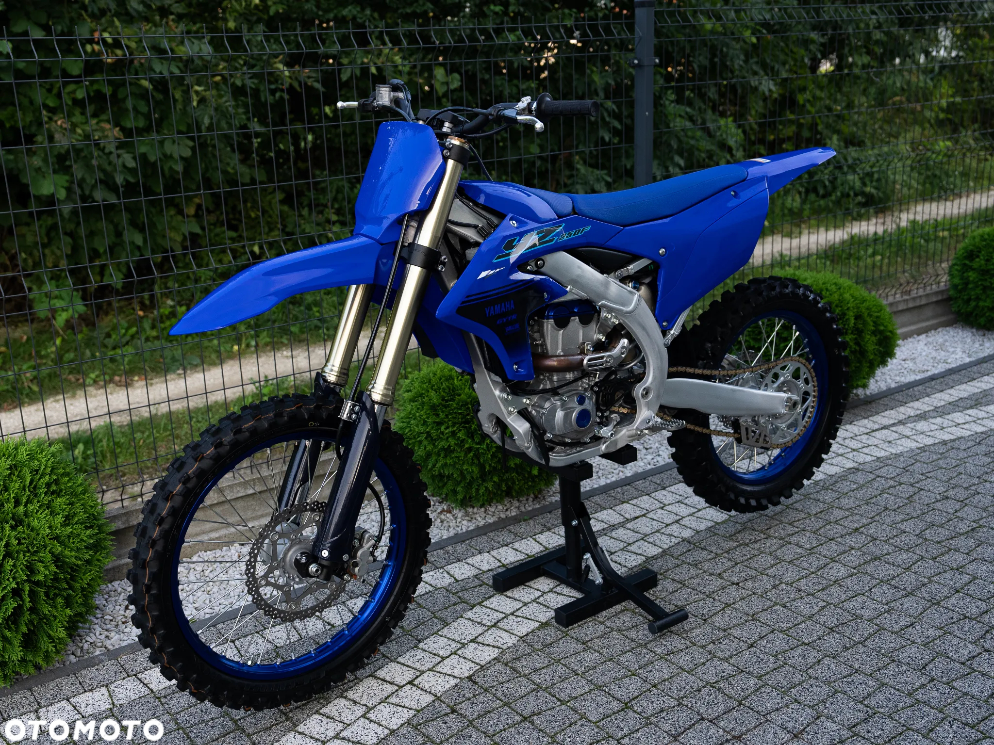 Yamaha YZ - 2