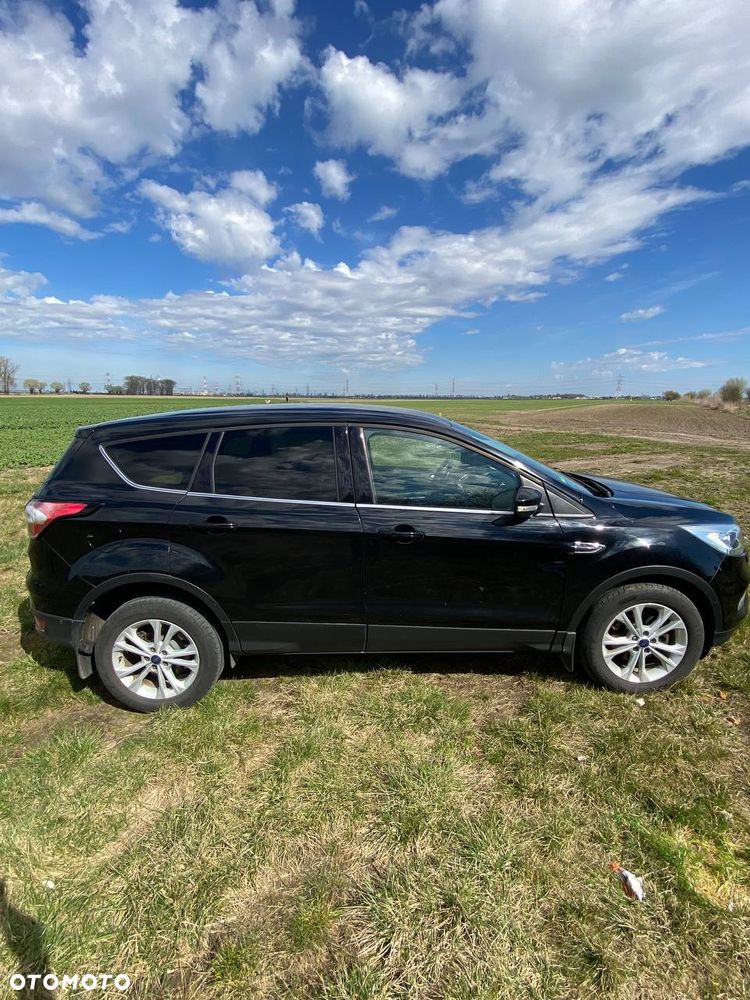 Ford Kuga - 4