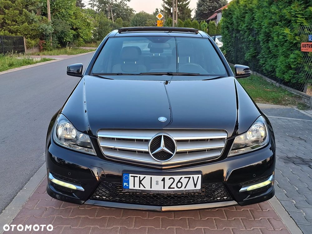 Mercedes-Benz Klasa C 200 CGI BlueEff Avantgarde - 12