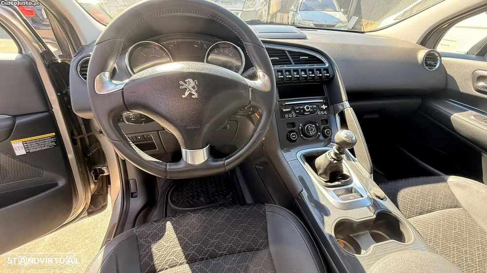 Peugeot 3008 1.6 HDi Allure - 11