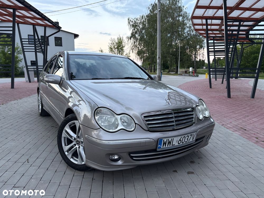 Mercedes-Benz Klasa C 200 CDI Avantgarde - 9