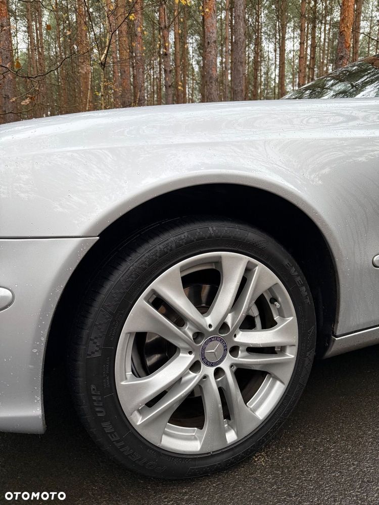 Mercedes-Benz Klasa E - 9