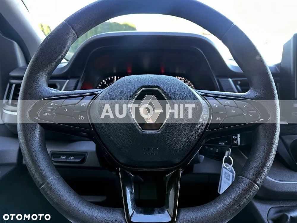 Renault Trafic - 21