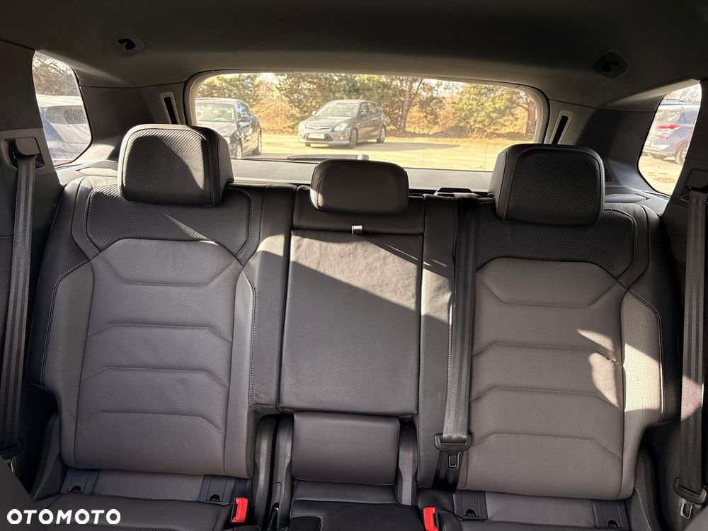 Volkswagen Touareg 3.0 V6 TDI SCR 4Mot R-Line - 40