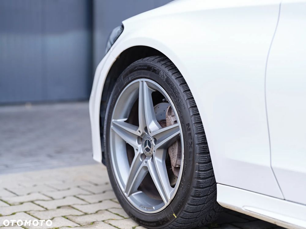 Mercedes-Benz Klasa C 200 4-Matic 9G-TRONIC - 22