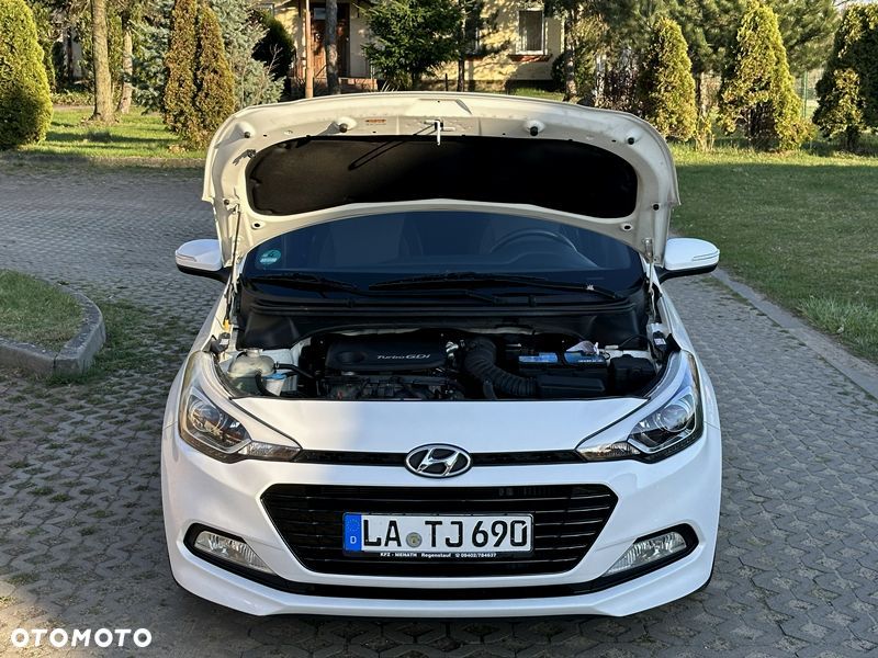 Hyundai i20 - 8