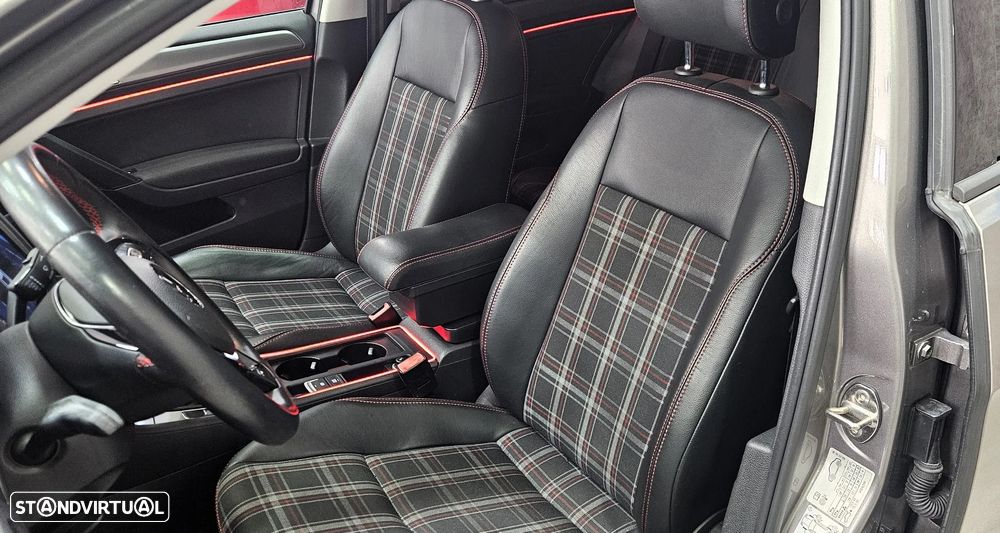 VW Golf 1.2 TSi BlueMotion Comfortline - 12