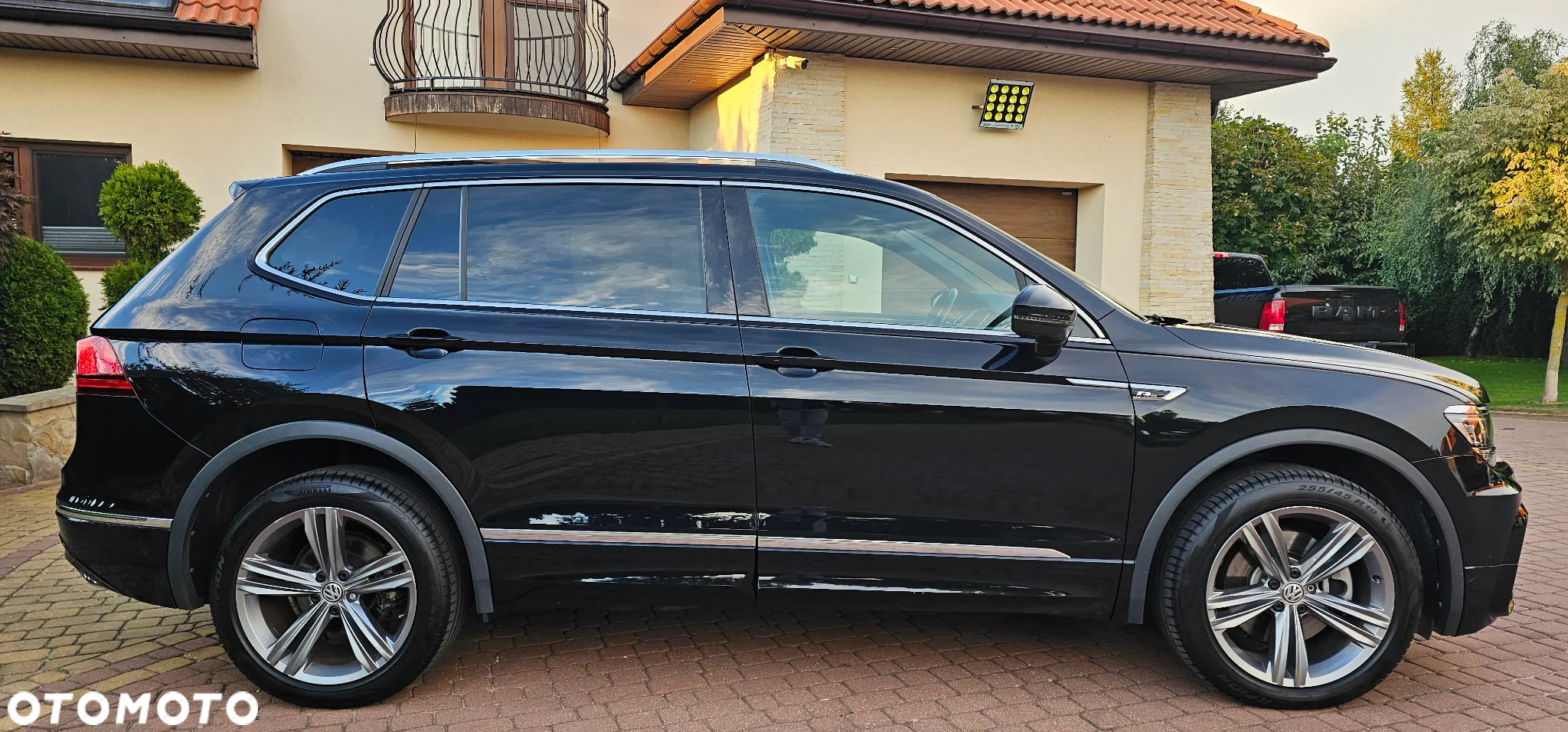 Volkswagen Tiguan 2.0 TSI 4Mot R-Line DSG - 33