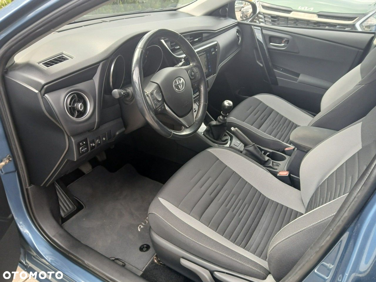 Toyota Auris - 9