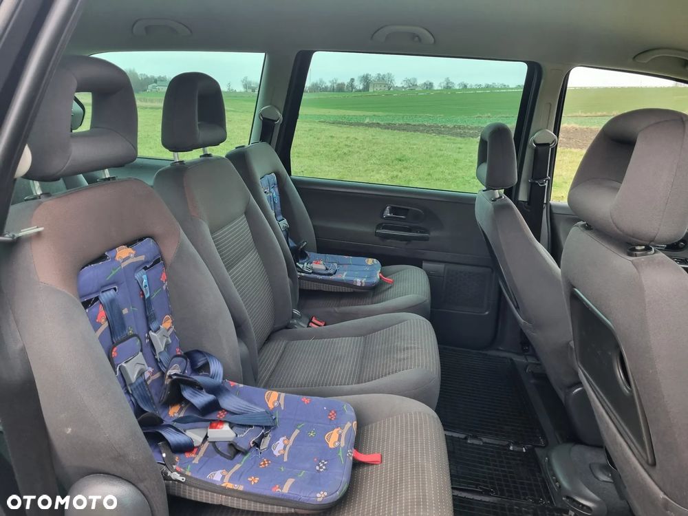 Seat Alhambra 2.0 Reference - 4