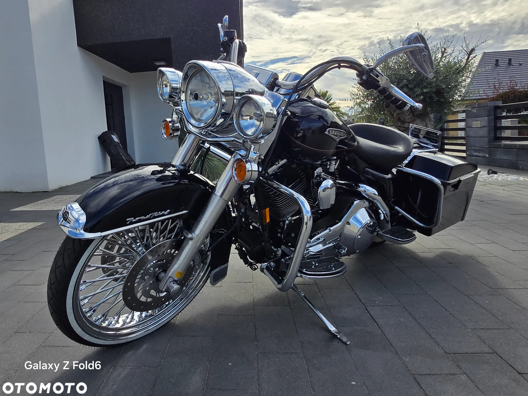 Harley-Davidson Touring Road King - 21