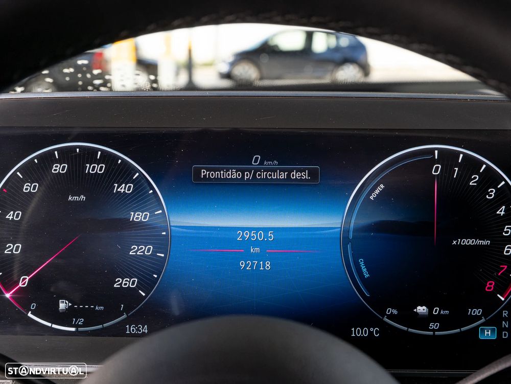 Mercedes-Benz C 300 e AMG Line - 39