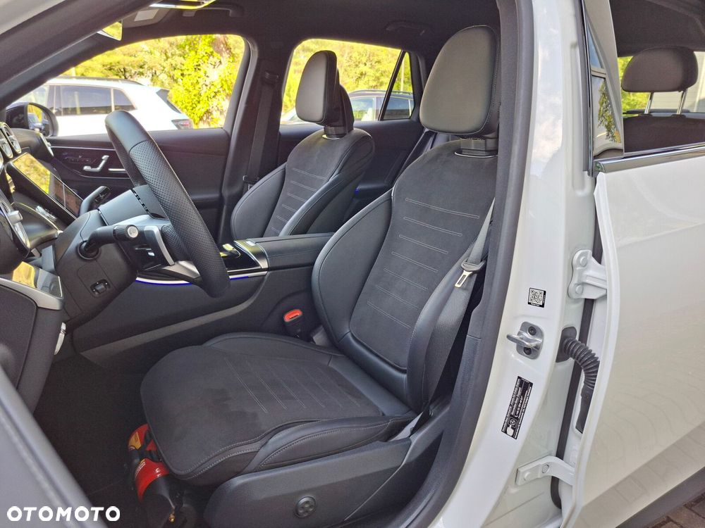 Mercedes-Benz GLC 220 d mHEV 4-Matic AMG Line - 13