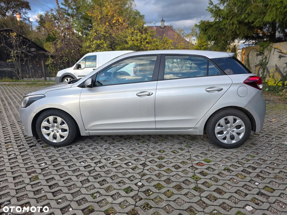 Hyundai i20 1.1 CRDi - 4