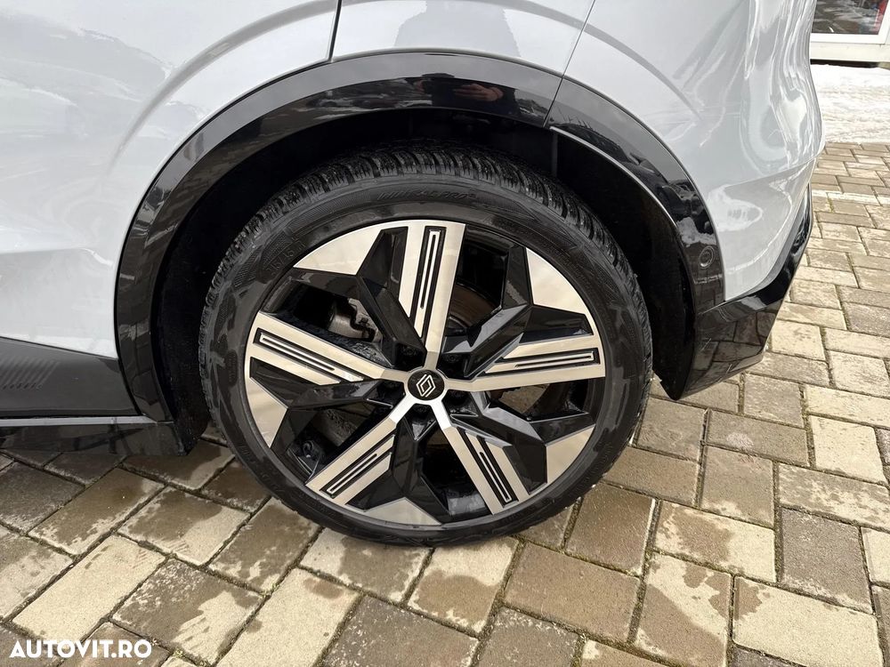 Renault Megane E-TECH 60 kWh 220 CP Iconic - 21