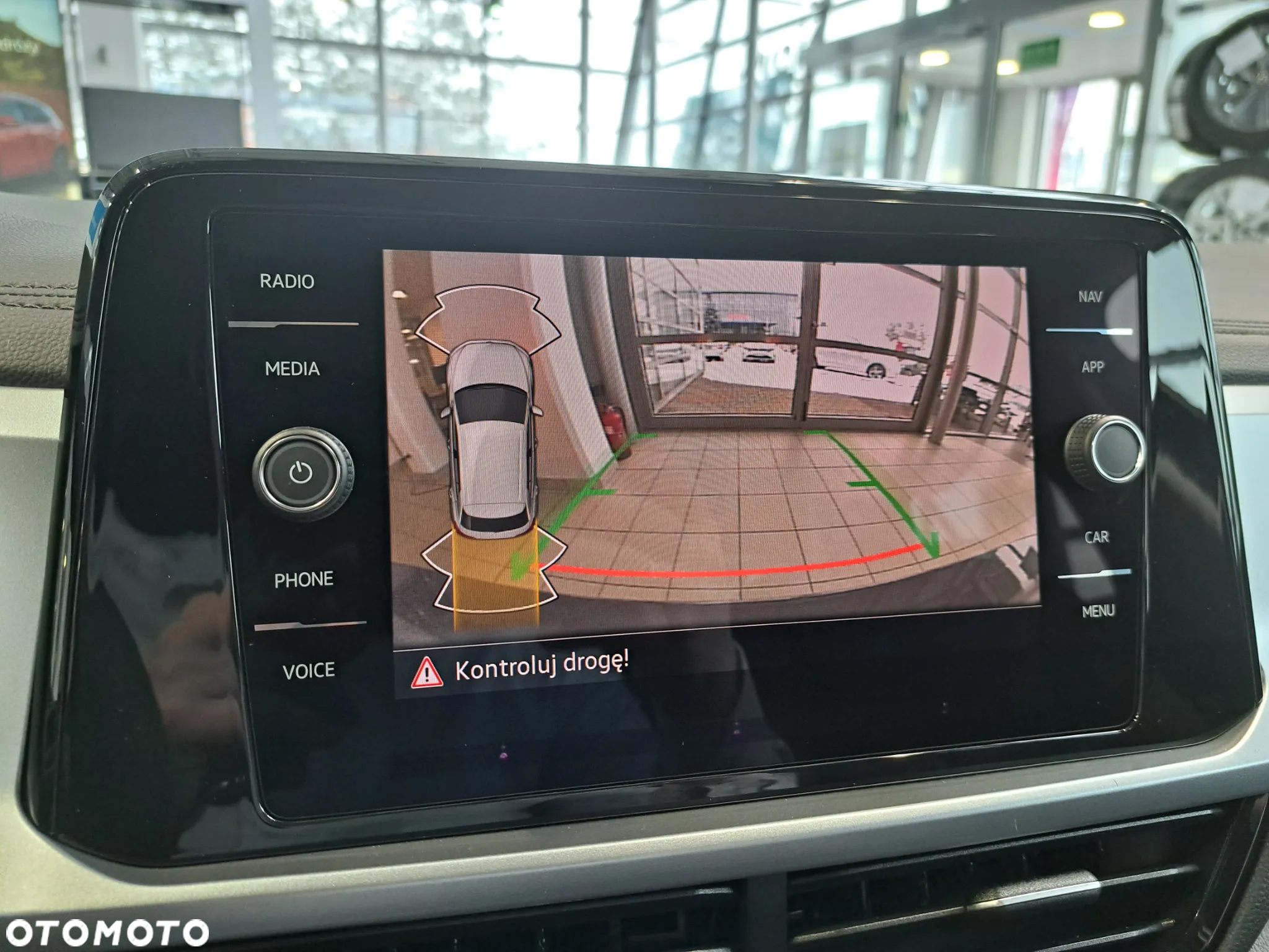Volkswagen T-Roc 1.5 TSI Life Plus DSG - 13