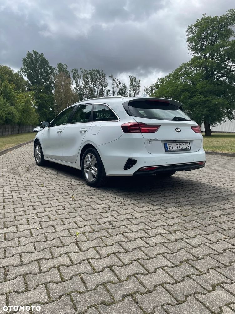 Kia Ceed 1.5 T-GDI M - 8