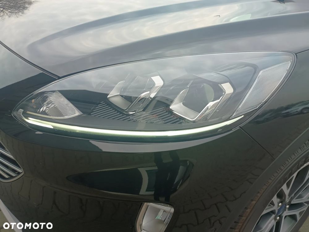 Ford Kuga 2.5 FHEV AWD Titanium eCVT - 25