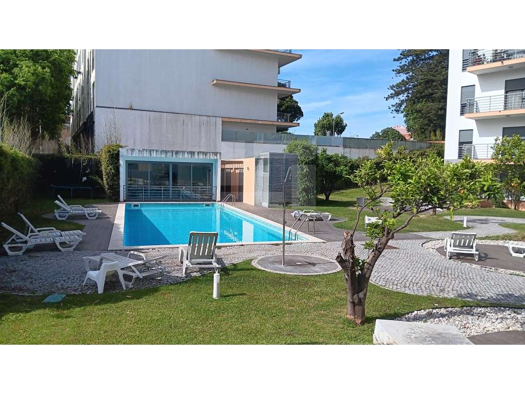 T1 Benfica com 78 m2, em condomínio fechado com piscina e jardim pr... - Grande imagem: 2/24
