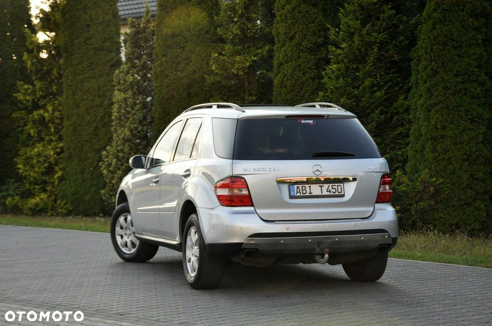 Mercedes-Benz ML - 14