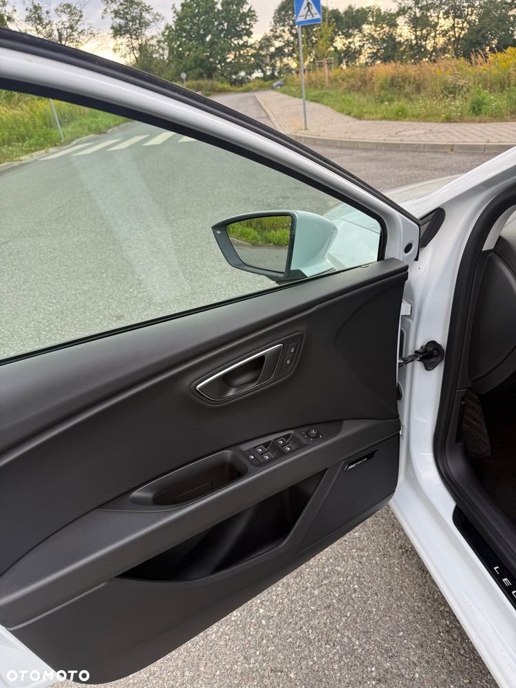 Seat Leon 2.0 TDI FR S&S DSG - 17