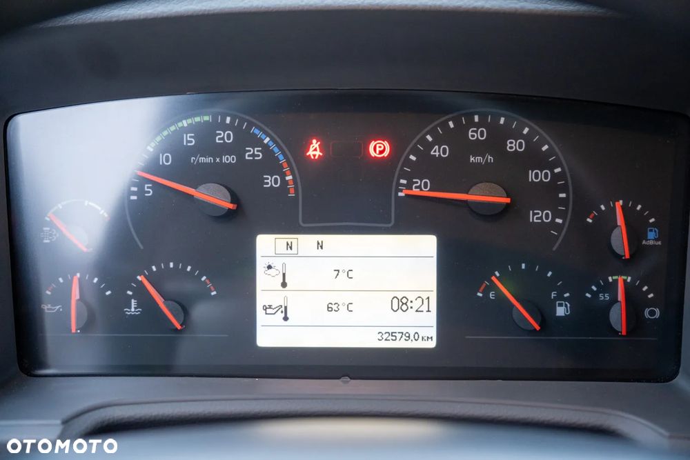 Volvo FL 240 4x2 - 9