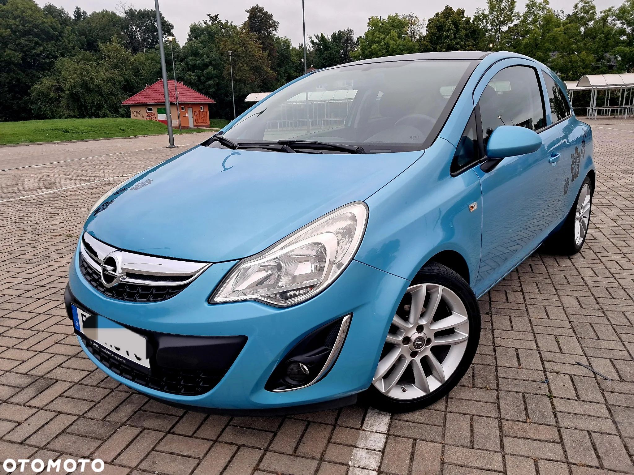 Opel Corsa 1.2 16V Cosmo - 1