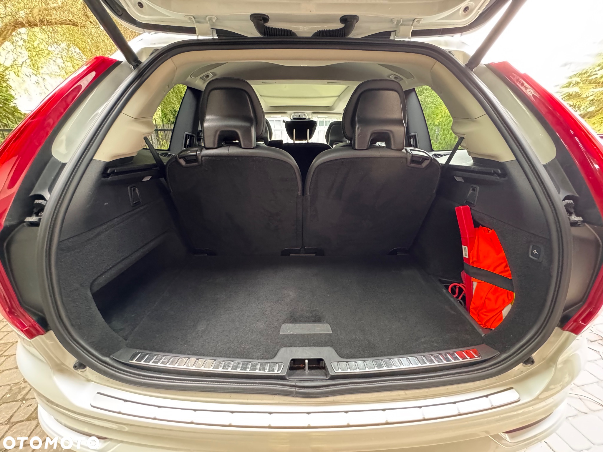 Volvo XC 90 T6 AWD Momentum 7os - 15