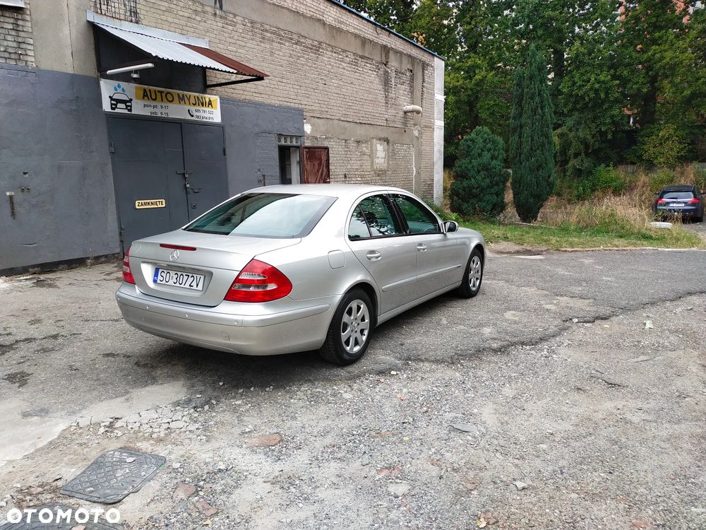 Mercedes-Benz Klasa E 220 CDI Automatik Classic - 4