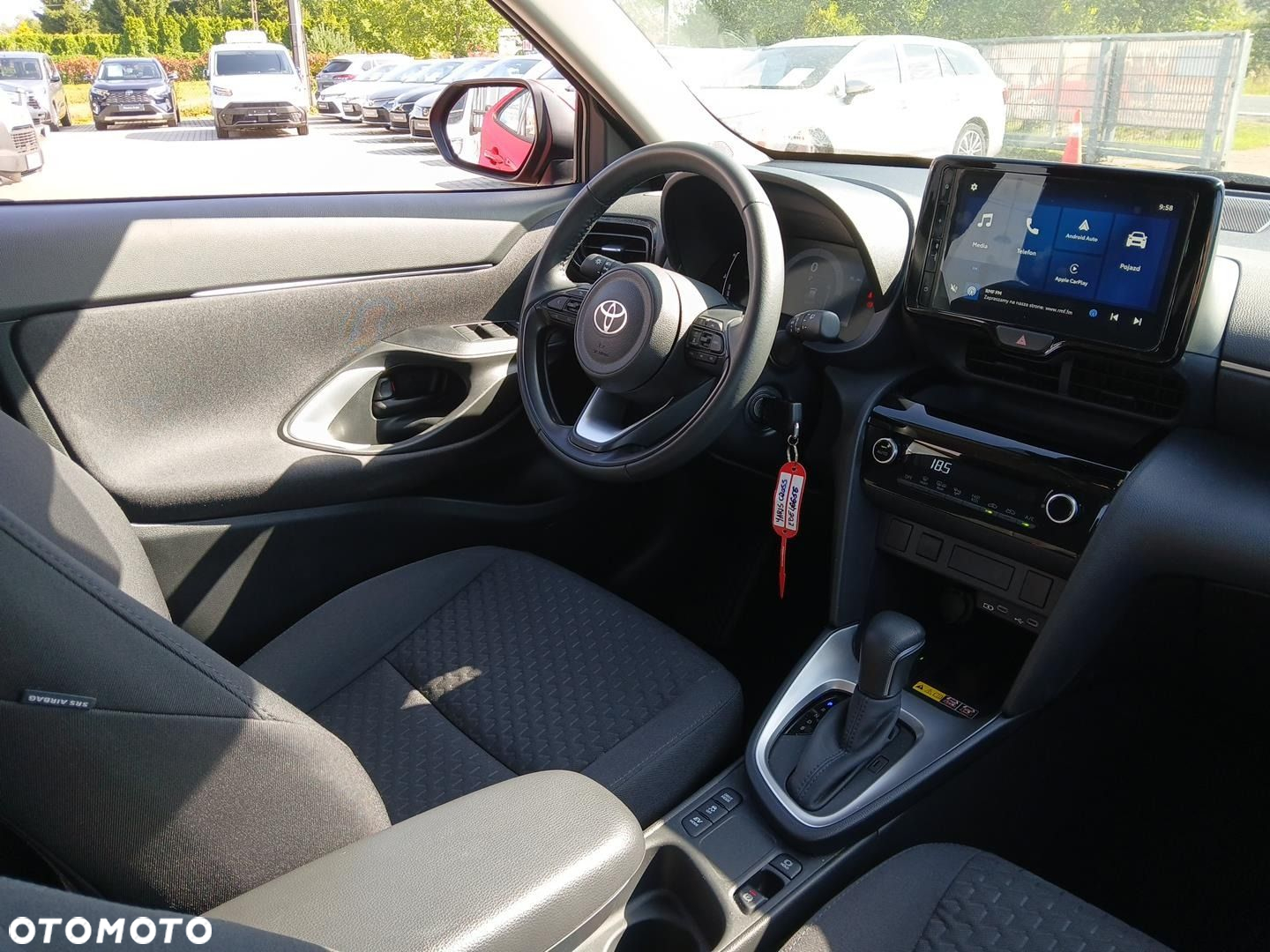 Toyota Yaris Cross Hybrid 1.5 Comfort - 32