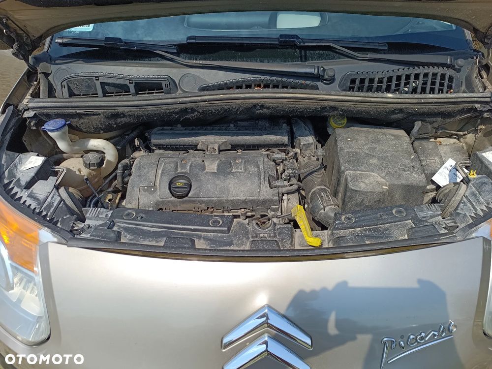 Citroën C3 Picasso 1.4i Attraction - 28