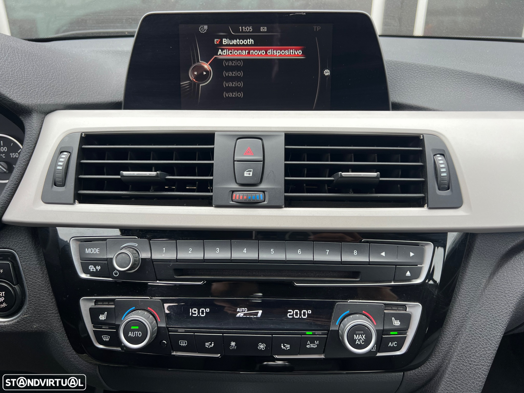 BMW 318 d Touring Advantage - 15