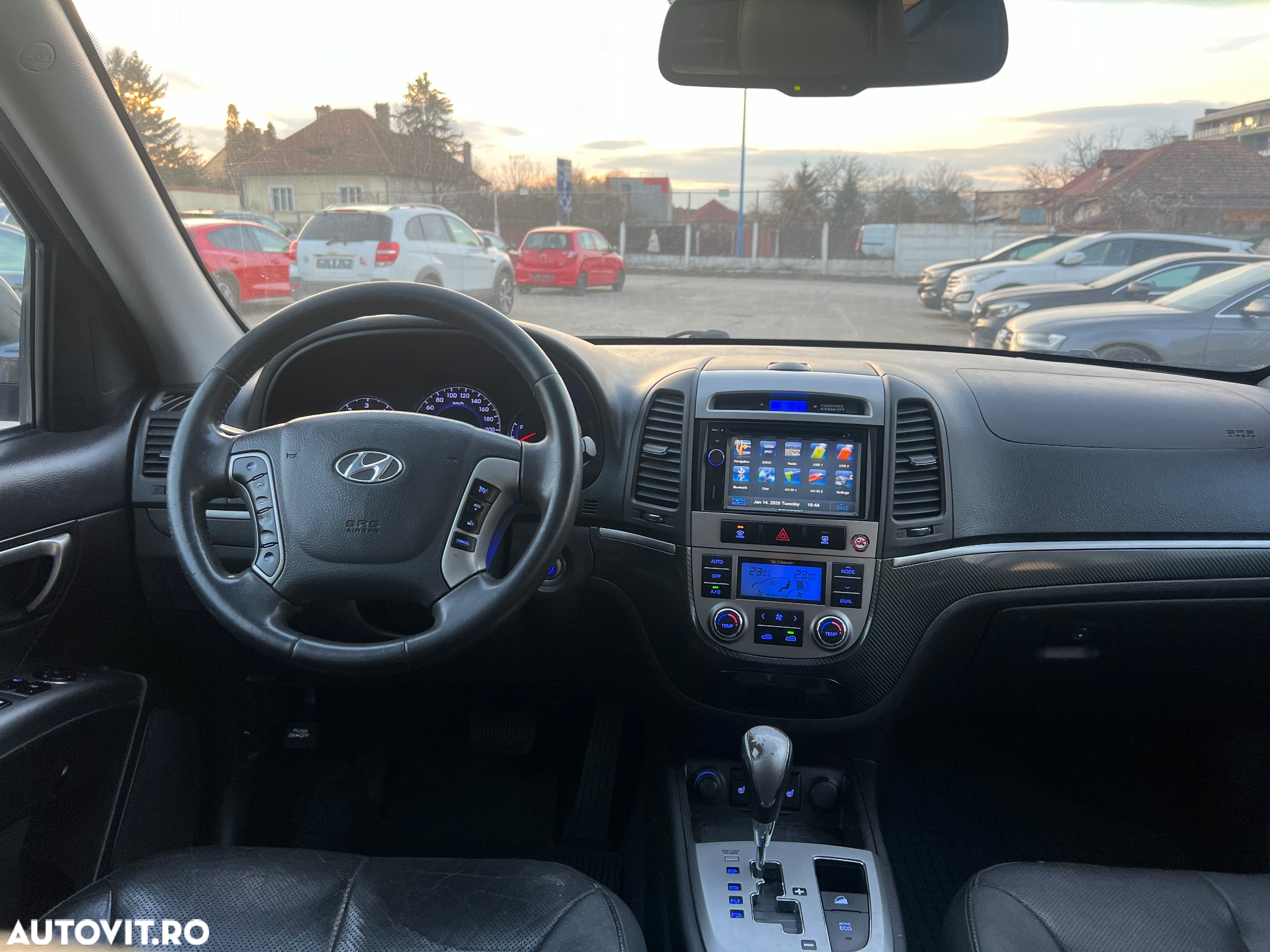 Hyundai Santa Fe - 21