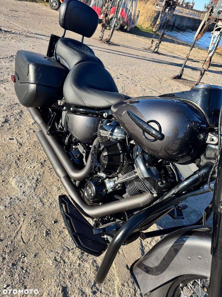 Harley-Davidson Softail Heritage Classic - 37