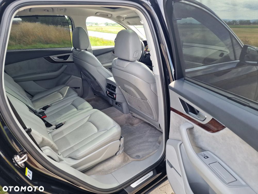 Audi Q7 3.0 TDI Quattro Tiptronic - 27