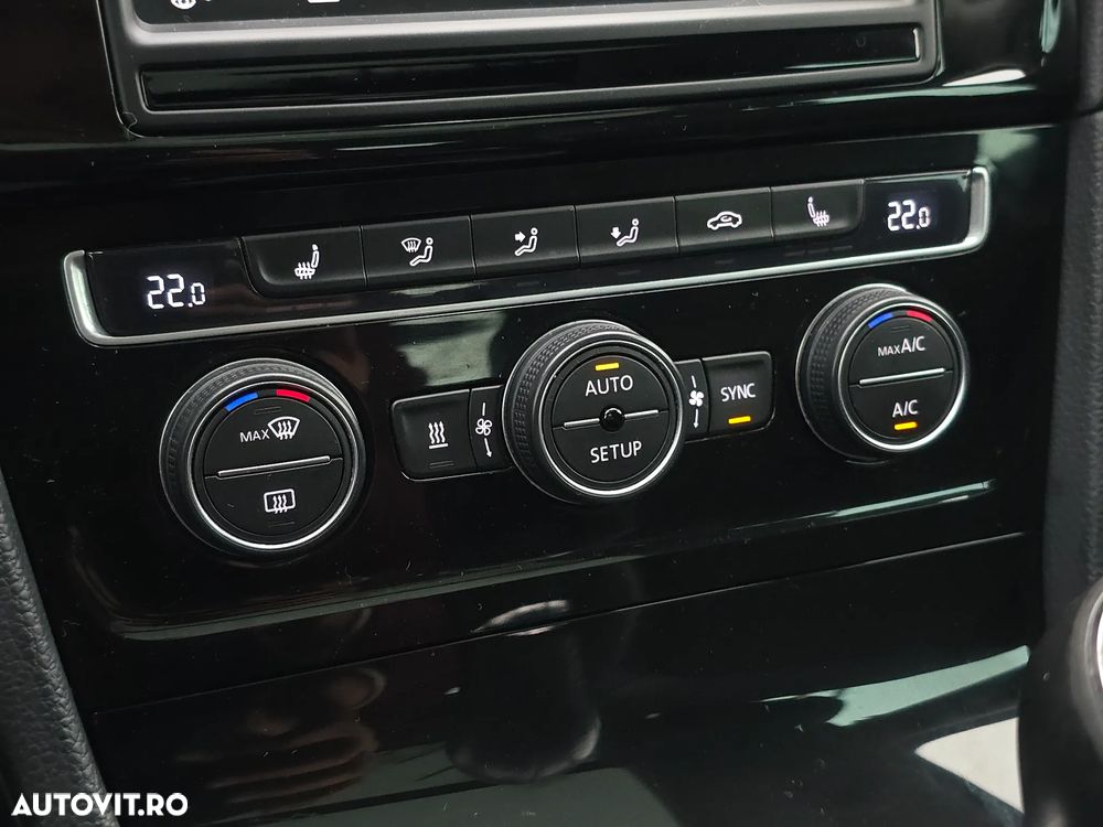 Volkswagen Golf 2.0 TDI (BlueMotion Technology) Highline - 25