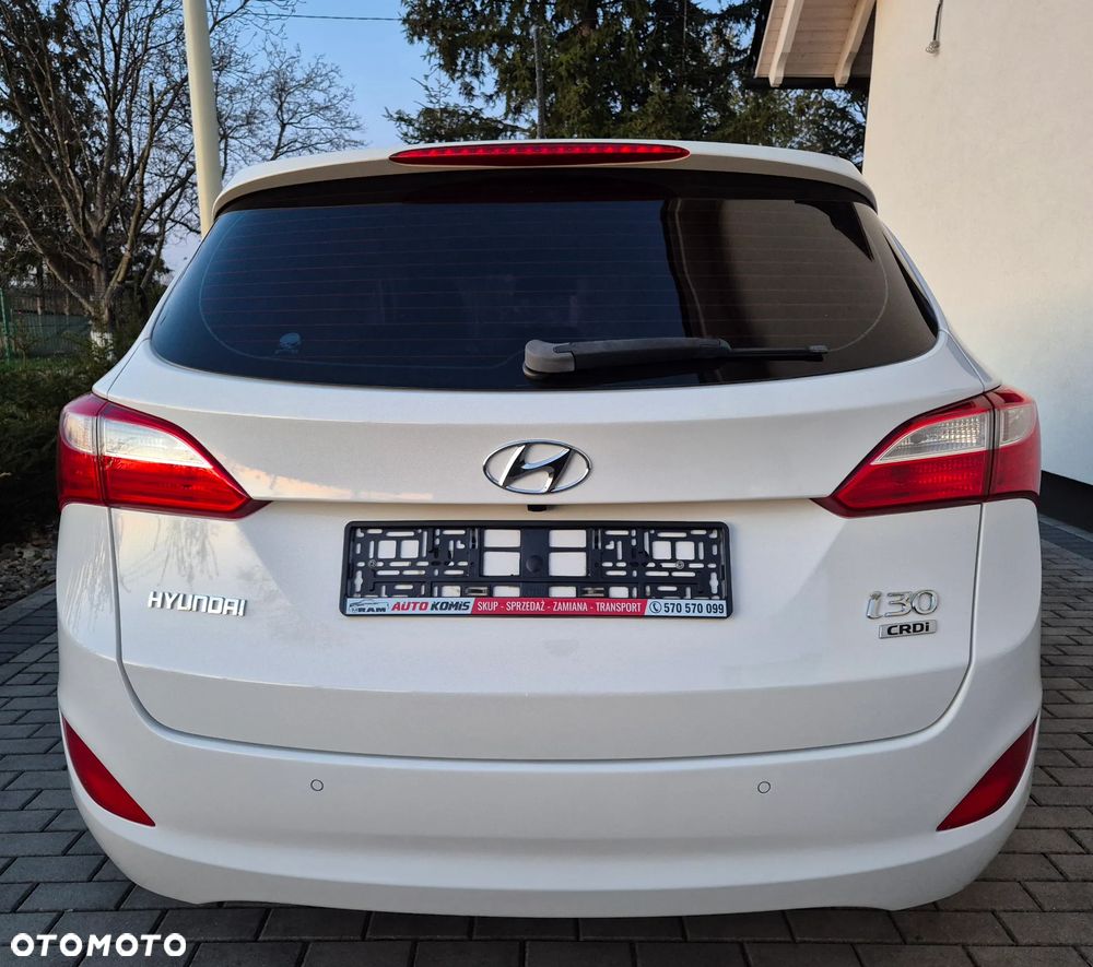 Hyundai i30 1.6 CRDi Premium - 10