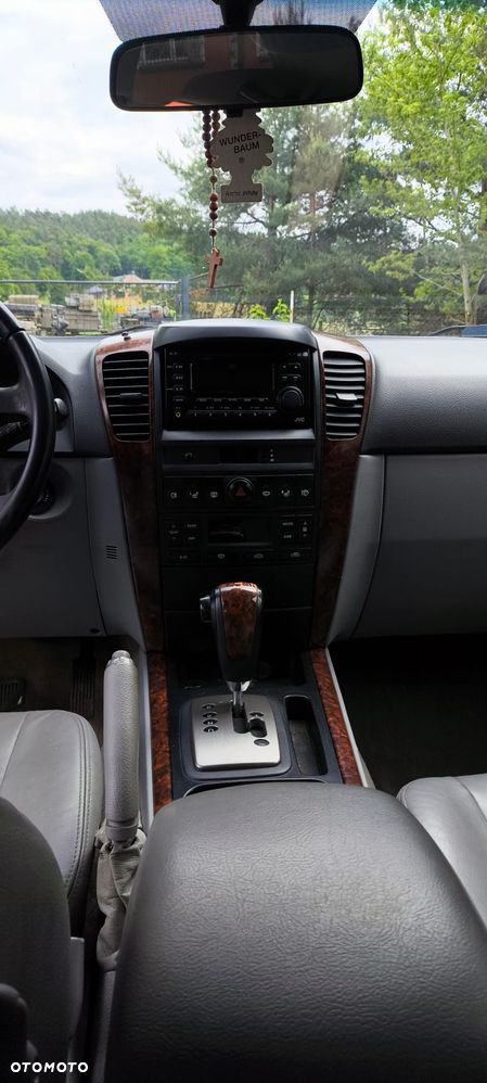 Kia Sorento - 10