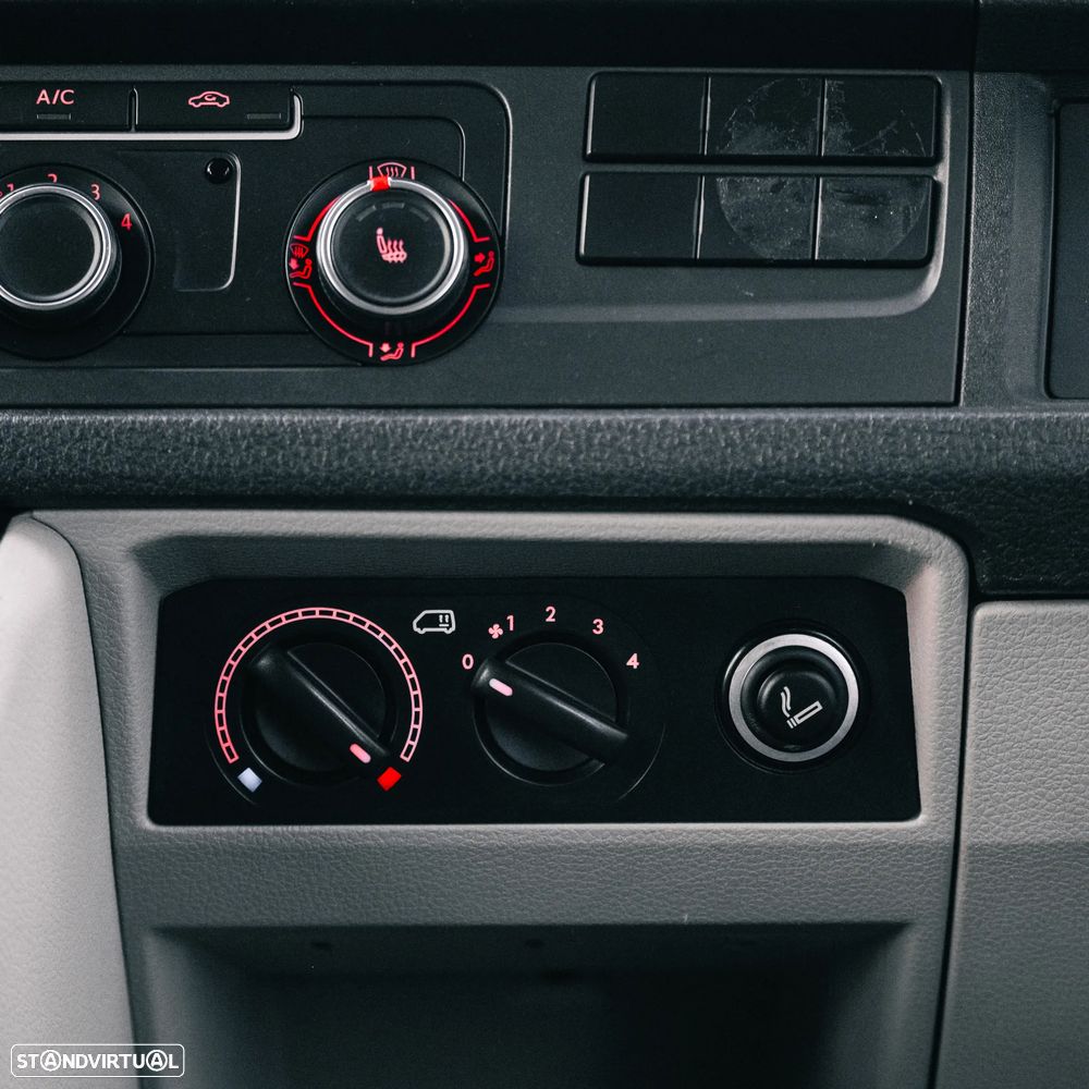 VW Transporter Caravelle DSG Longa Comfortline - 7