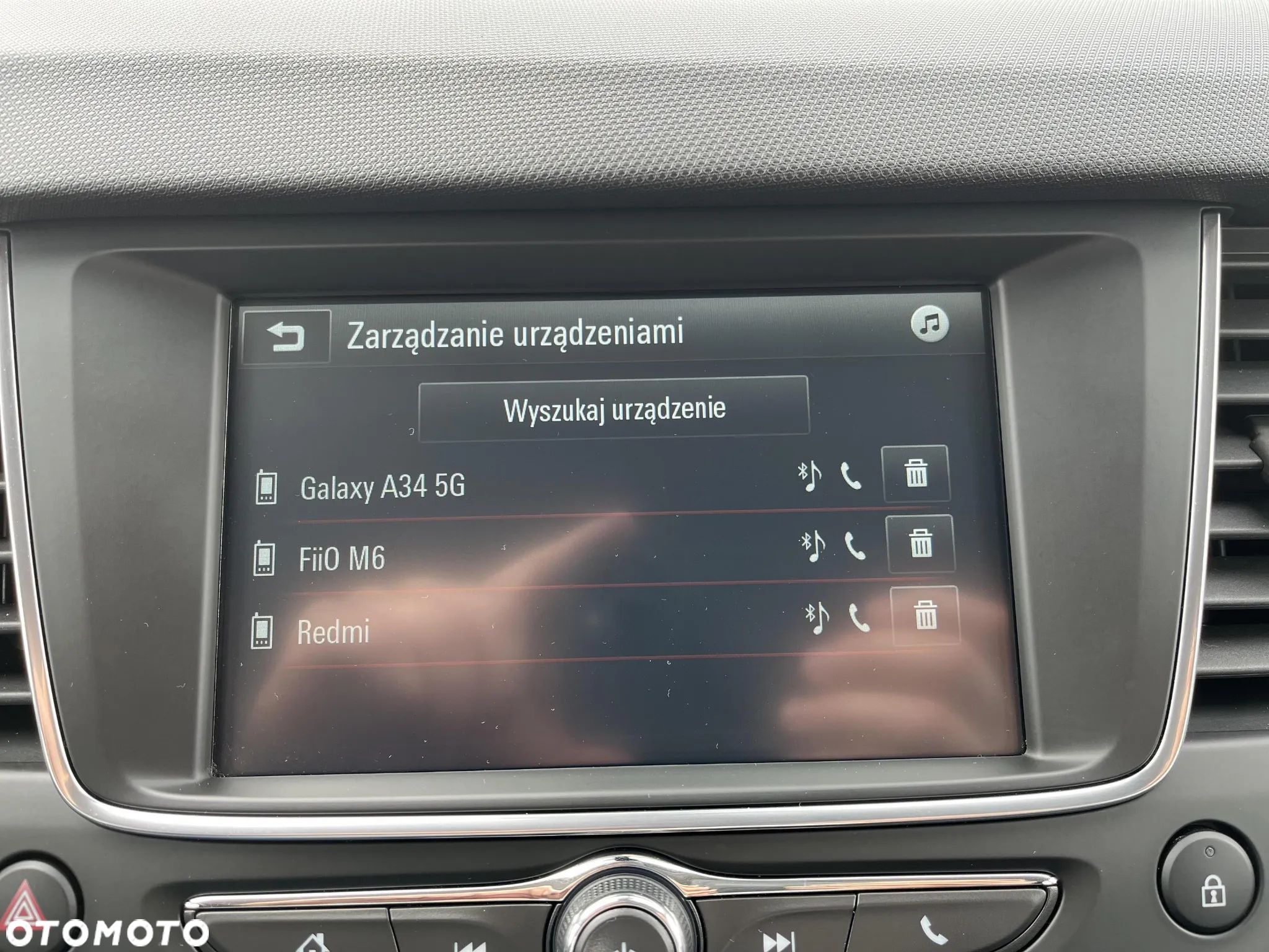 Opel Crossland - 24