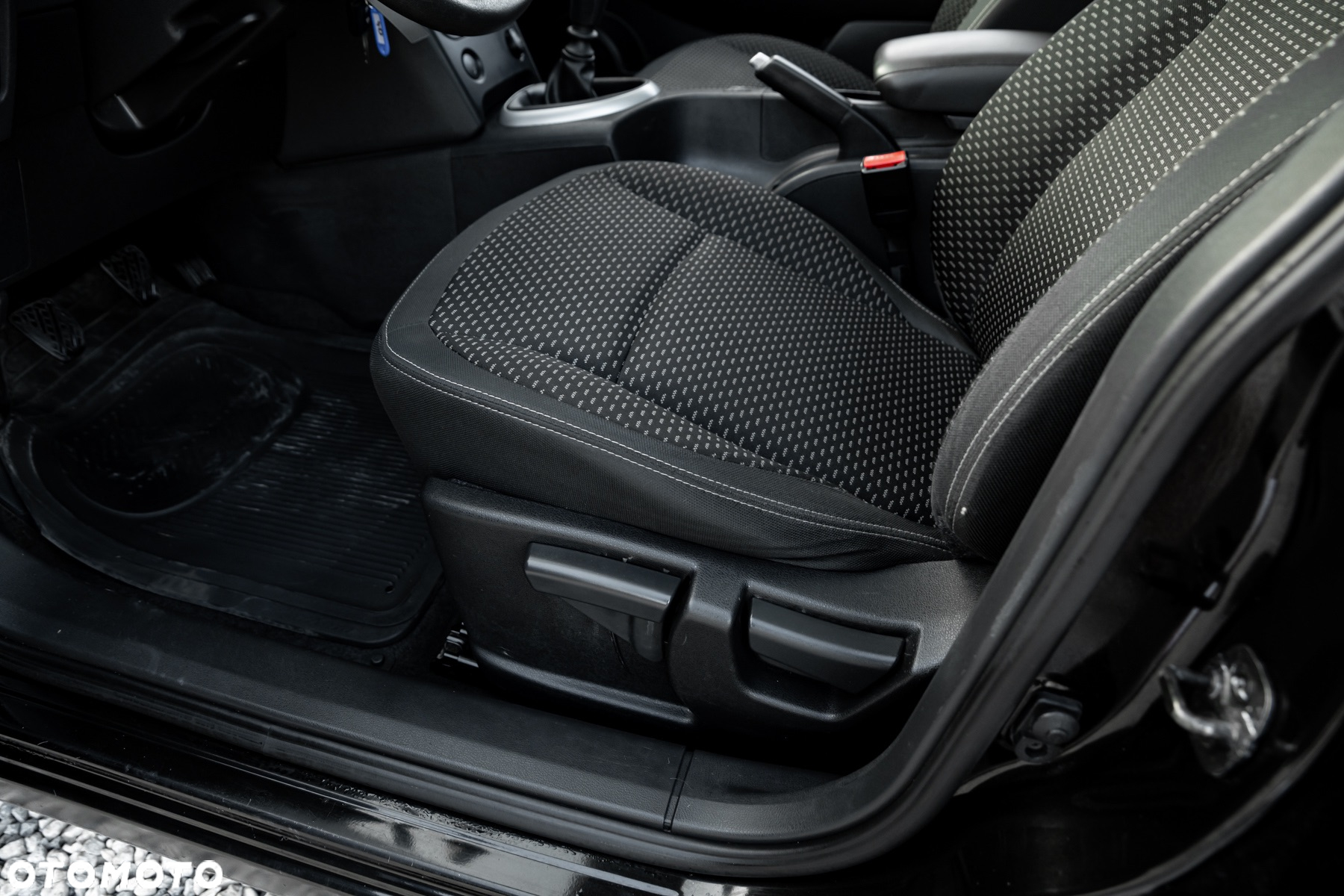 Nissan Qashqai 2.0 Lounge - 19