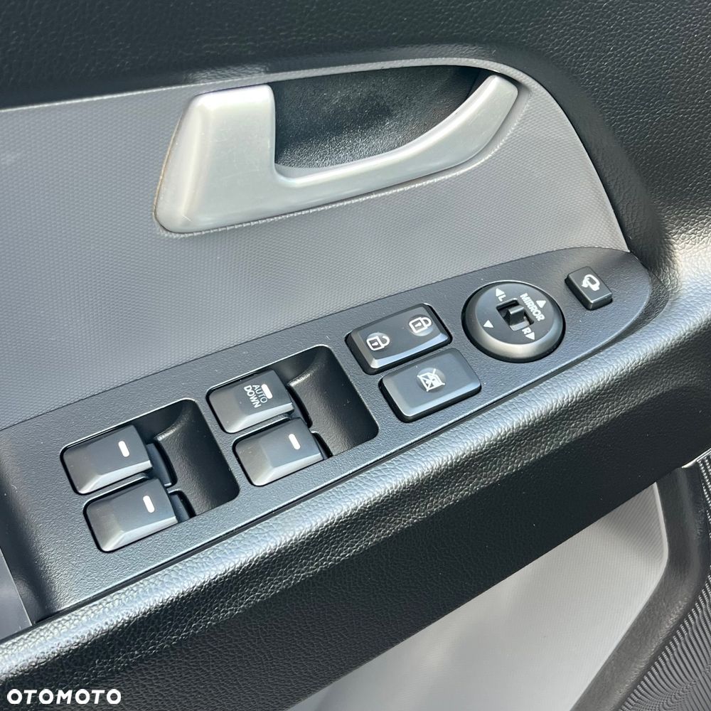 Kia Sportage 1.7 CRDI XL 2WD - 23