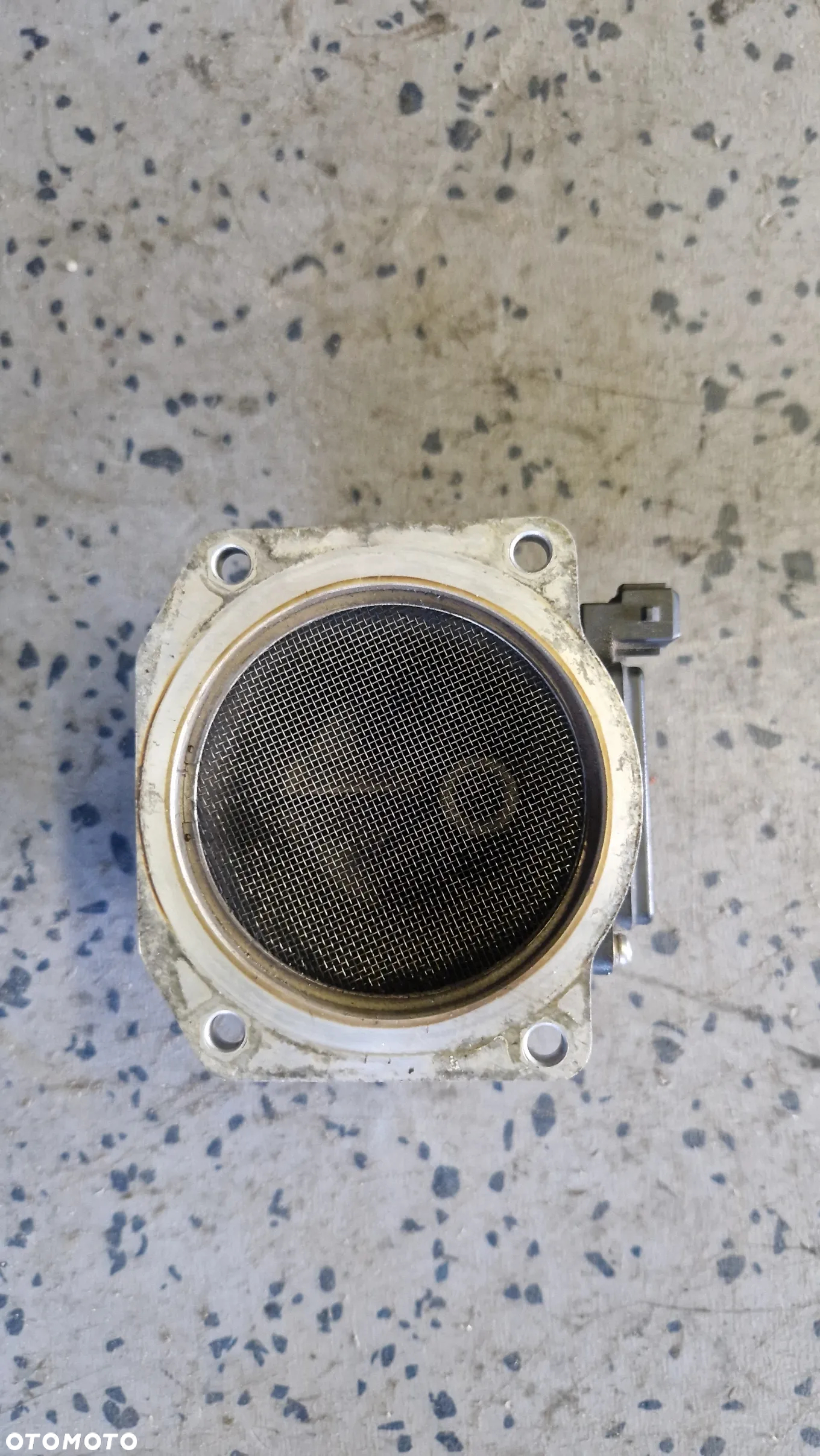 AUDI A80 B4 2.0 PRZEPŁYWOMIERZ POWIETRZA 050133471A - 3