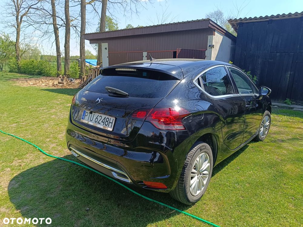 Citroën DS4 e-HDi 115 Chic - 9